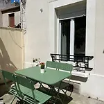 Apartman Charming And Cozy In Pantin