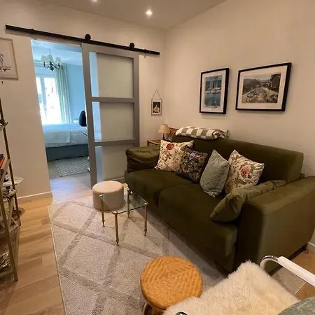 Charming And Cozy In * Pantin