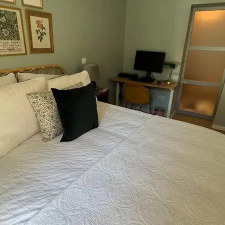 Charming And Cozy In Apartman